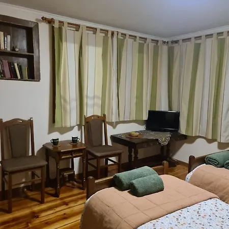 Gurko 7 Heritage House - Old Town, Private Parking Gæstehus 4*