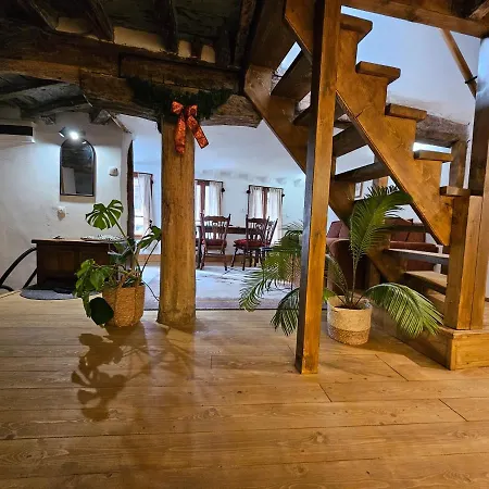 Gurko 7 Heritage House - Old Town, Private Parking Gæstehus Veliko Tarnovo