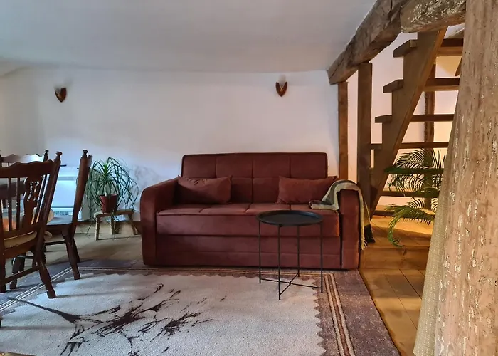 Gurko 7, 2br, Center, Free Parking